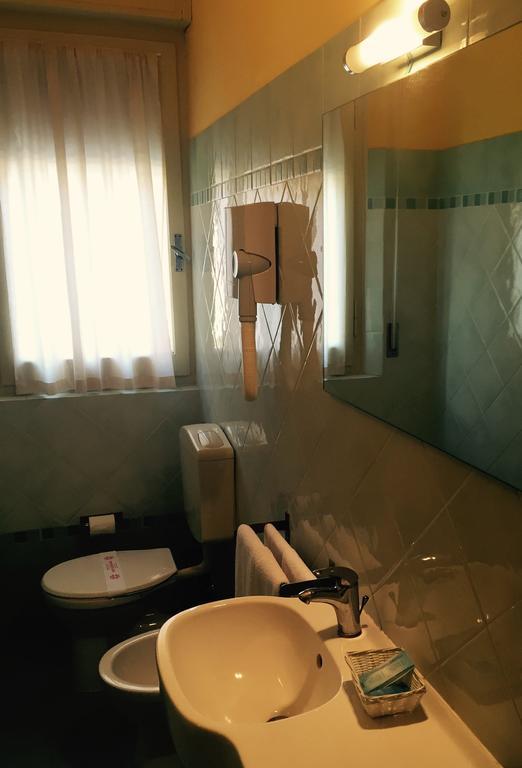 Hotel Helvetia 밀라노마리티마 외부 사진